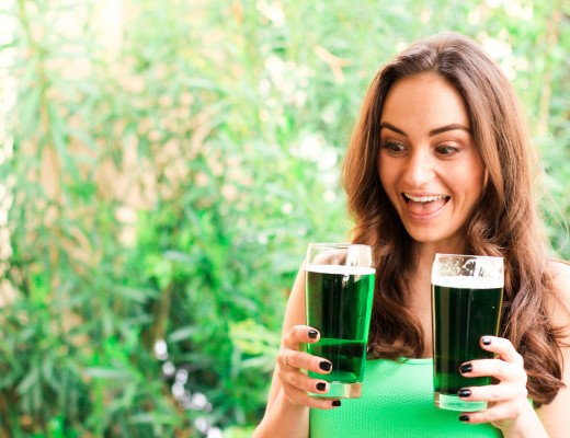 Go GREEN this St. Patrick's Day and make your own green beer at home! This DIY shows you both the artificial and the natural ways to dye your beer green. But which shamrock-colored brew will win the taste test?